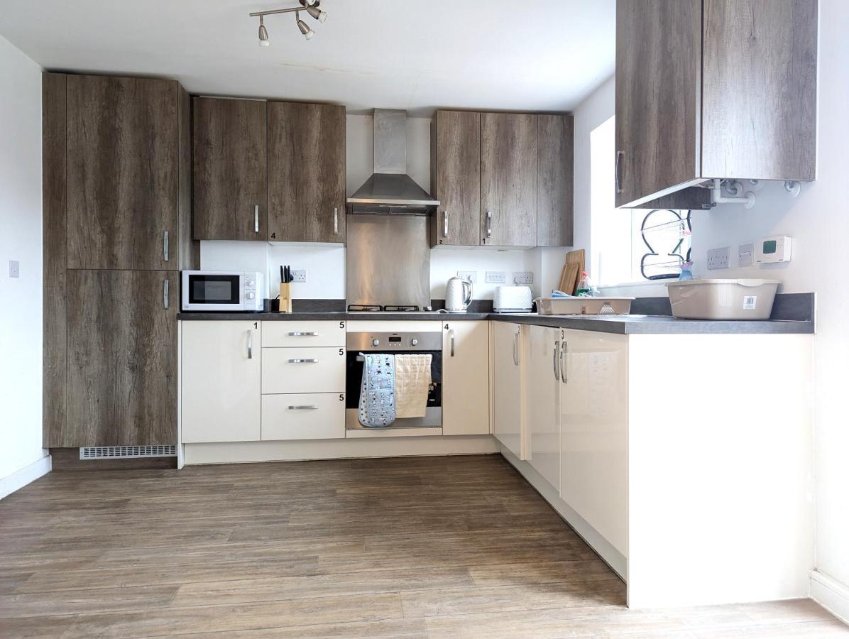 Guest Rooms Near City Centre & Anfield Free Parki Liverpool Exterior foto