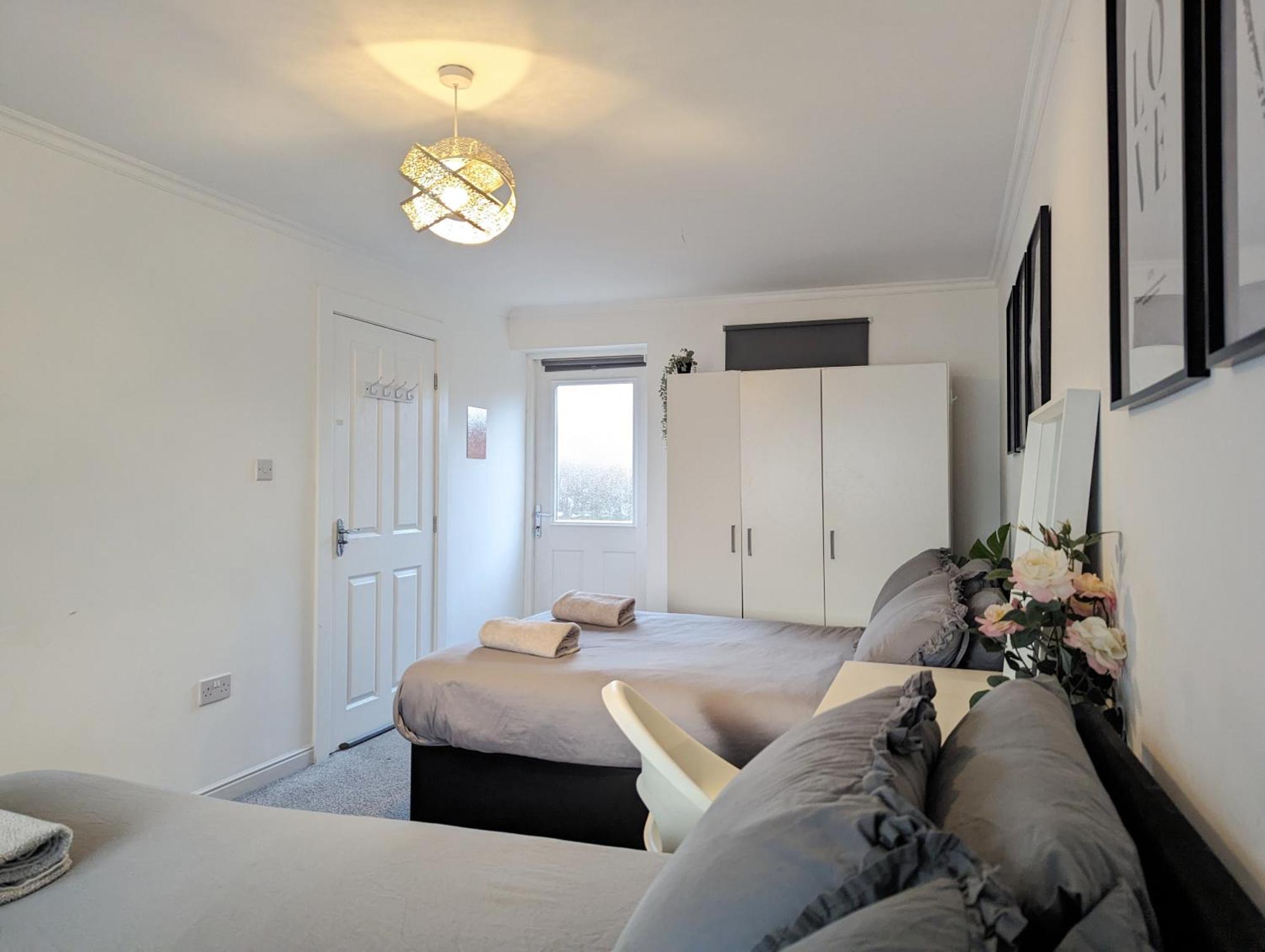 Guest Rooms Near City Centre & Anfield Free Parki Liverpool Exterior foto