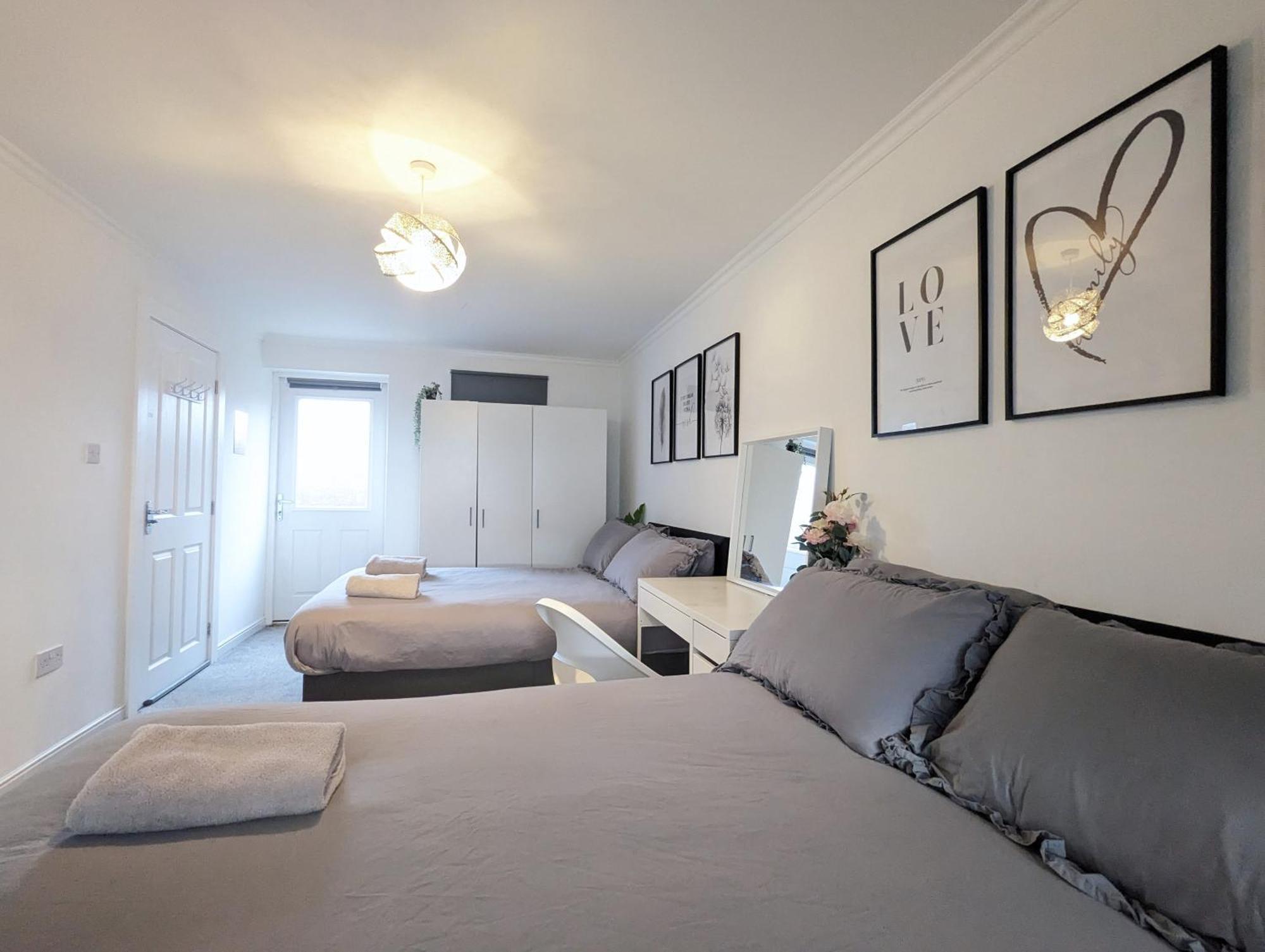 Guest Rooms Near City Centre & Anfield Free Parki Liverpool Exterior foto